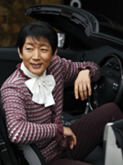 車に乗る広瀬光治