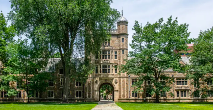 ミシガン大学