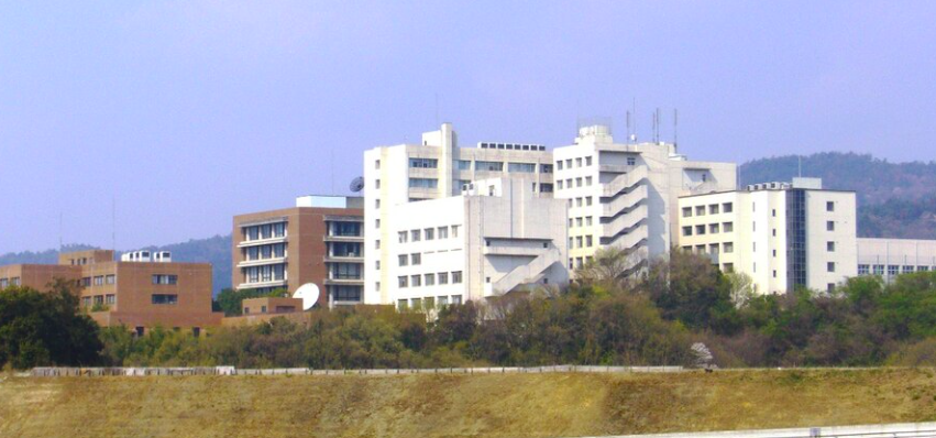 大阪外国語大学
